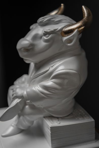 Statuette The Important Taurus with Gold