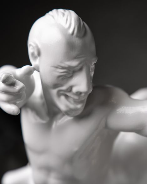 Statuette “Untamed Sagittarius with Gold”