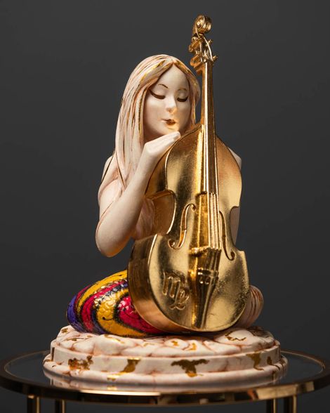 Statuette "Musical Virgo" Carnival