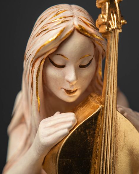 Statuette "Musical Virgo" Carnival