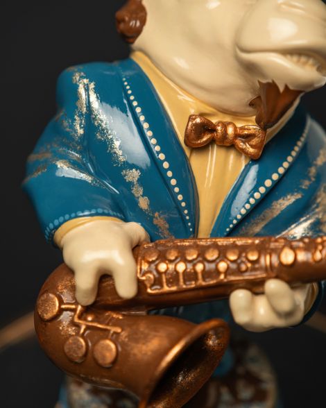 Statuette “Capricorn in the Rhythm of Jazz” — Blue Masquerade