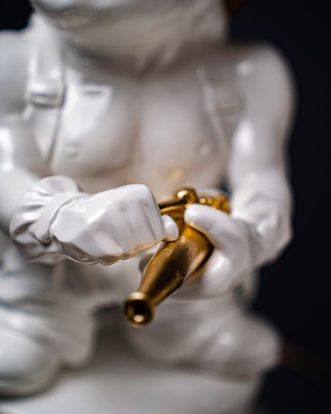 Statuette The Firefighting Aquarius with Gold