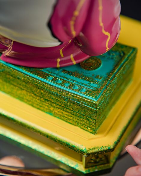 Statuette Taurus – The Fool’s Theatre Zodiac