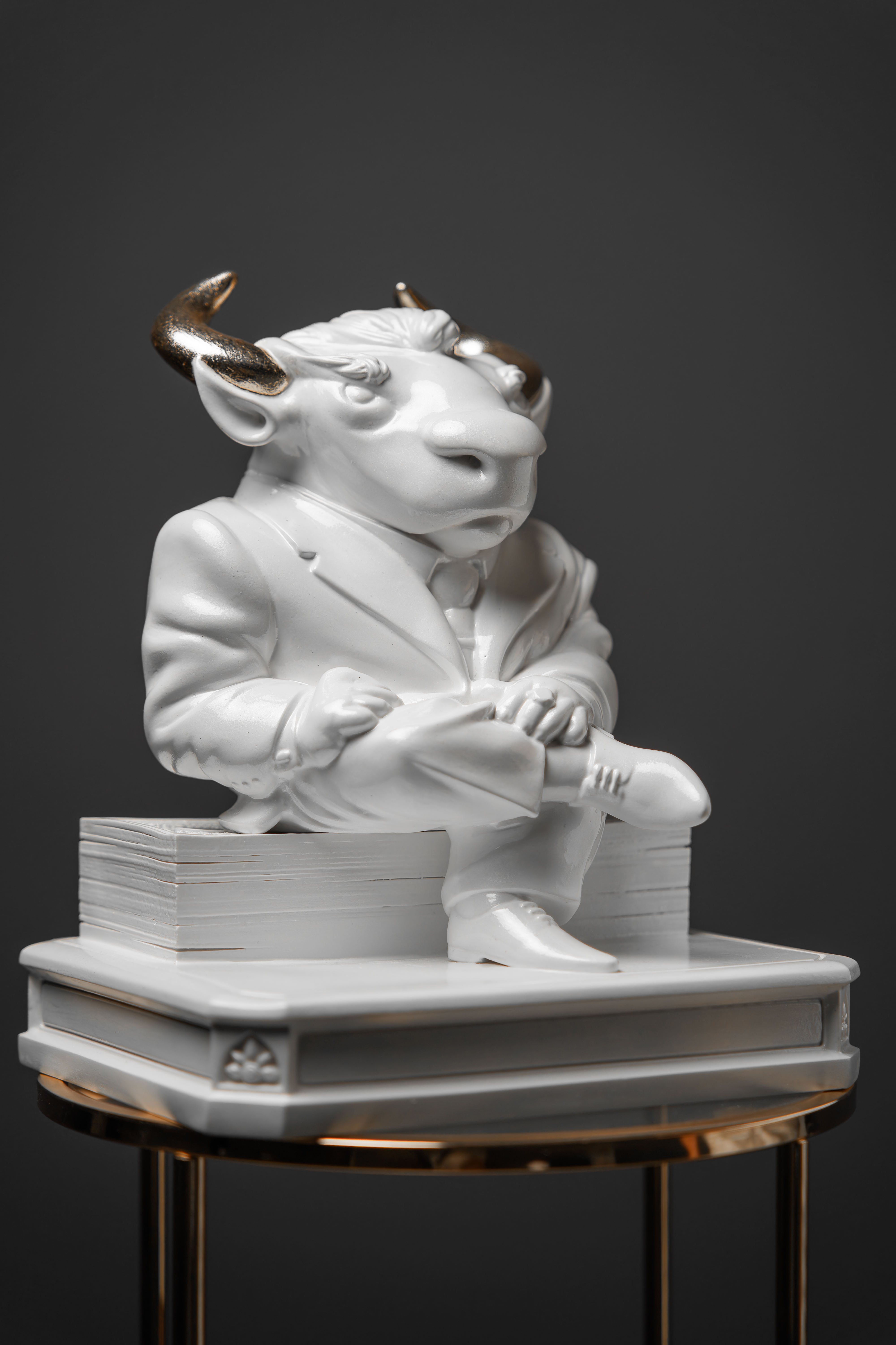 Statuette “The Important Taurus with Gold”