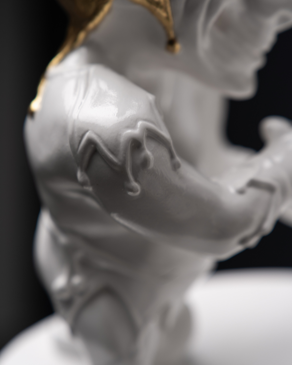 Statuette The Twisted Gemini With Gold