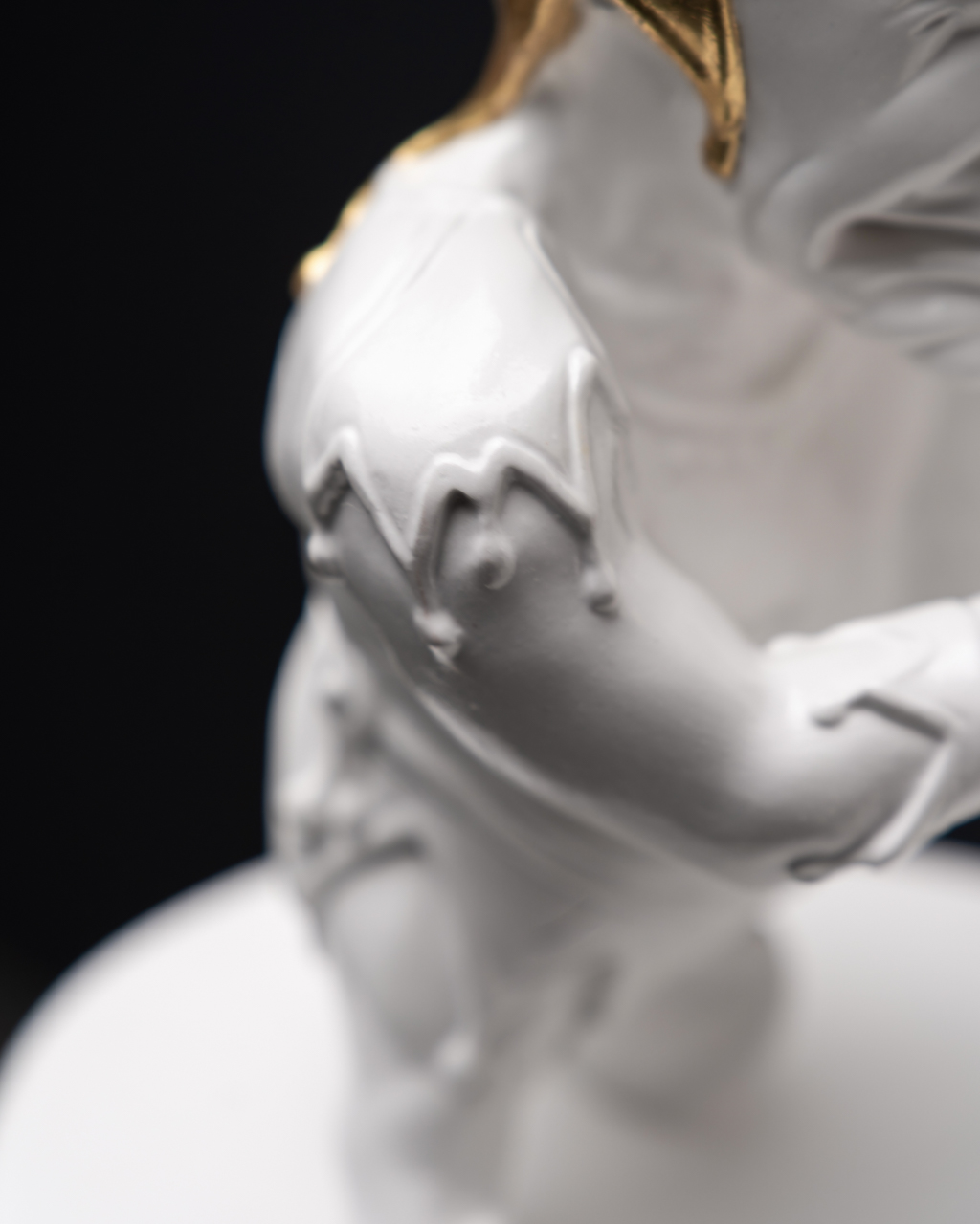 Statuette The Twisted Gemini With Gold