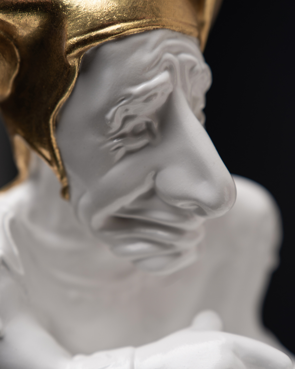 Statuette The Twisted Gemini With Gold