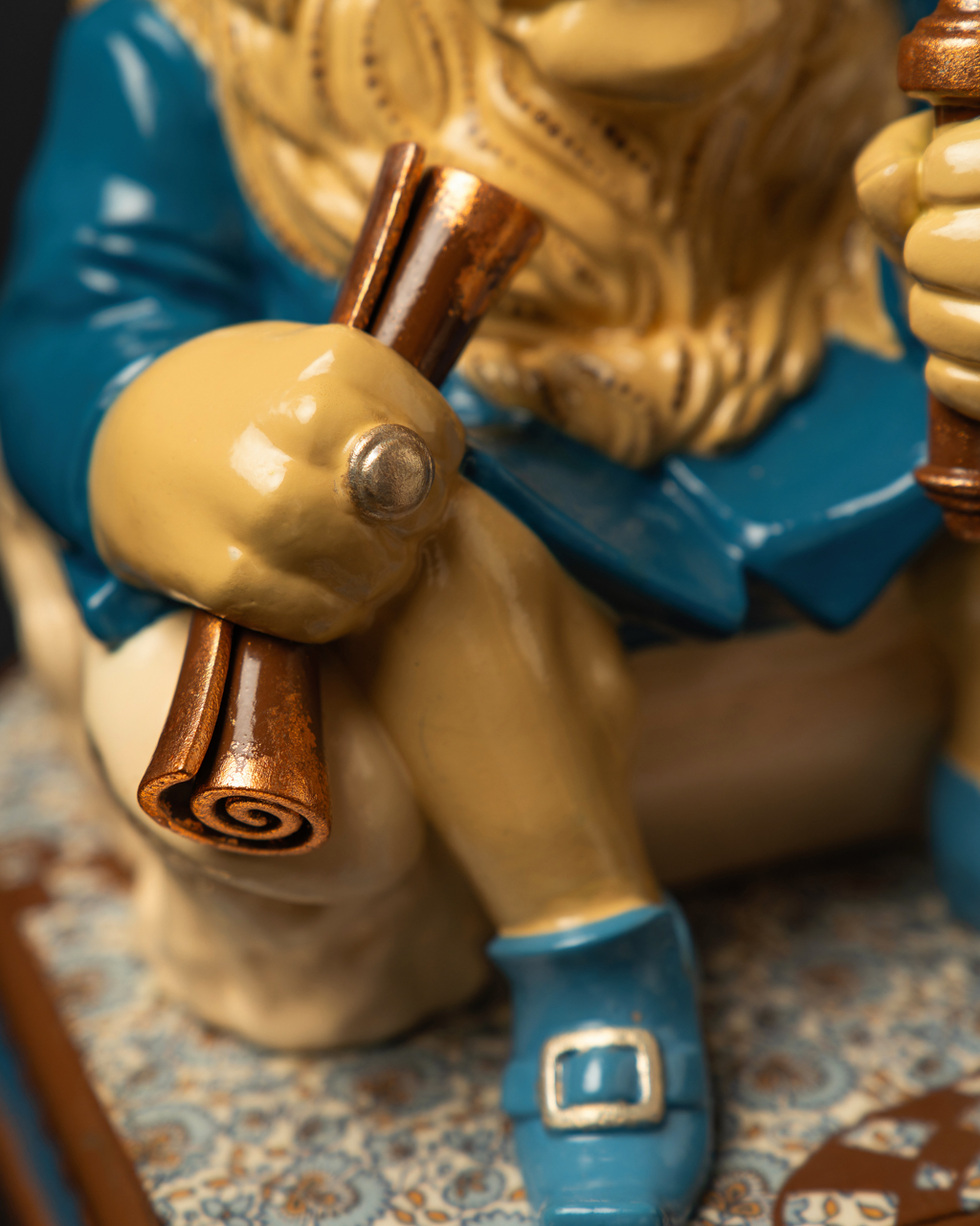 Statuette Leo – Blue Masquerade