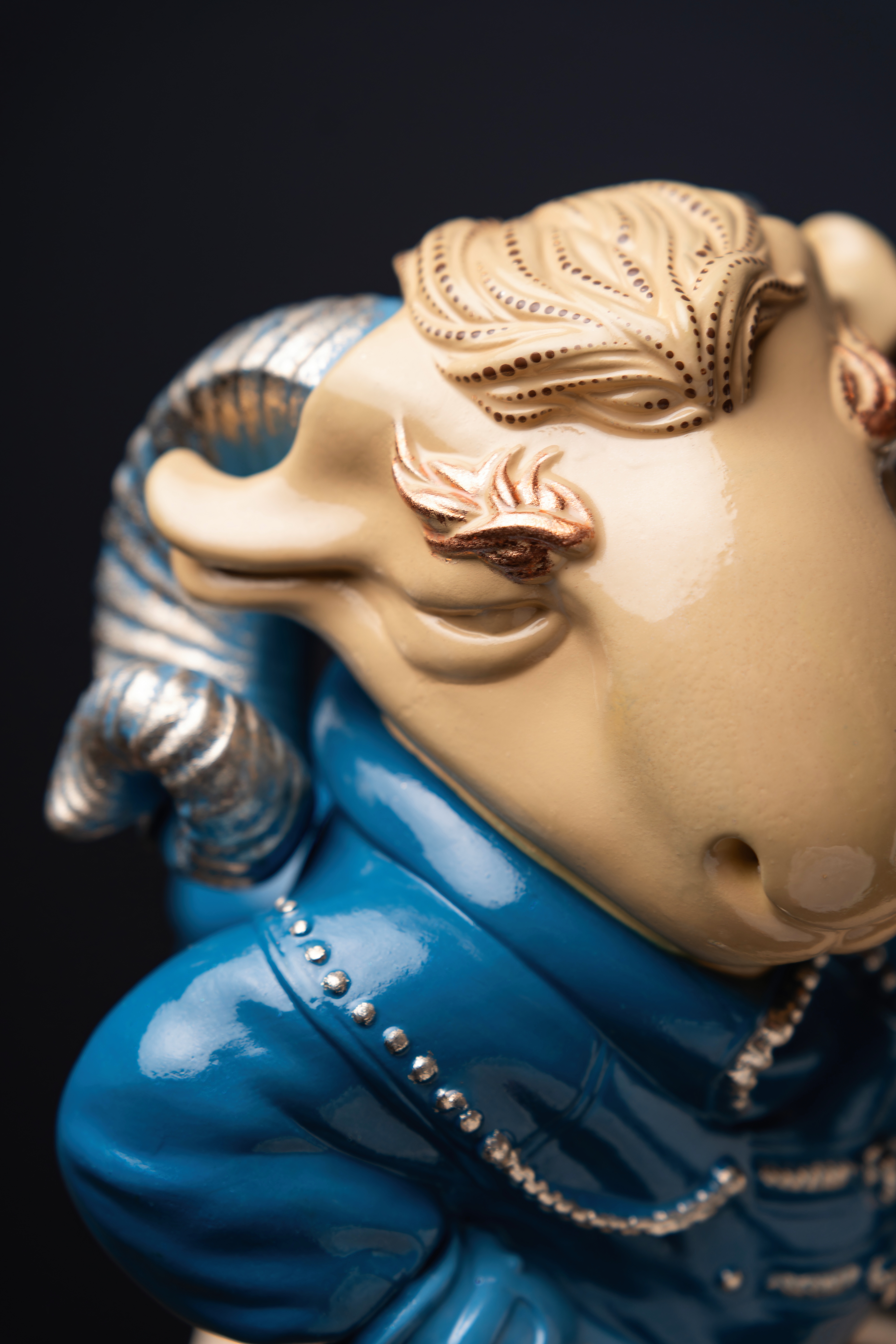 Statuette Aries – Blue Masquerade