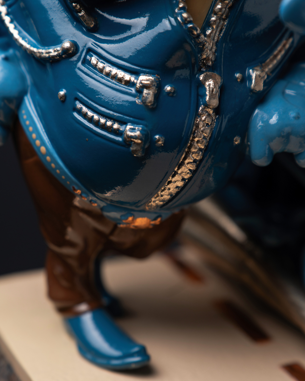 Statuette Aries – Blue Masquerade