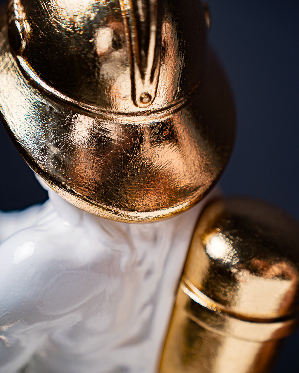 Statuette The Firefighting Aquarius with Gold