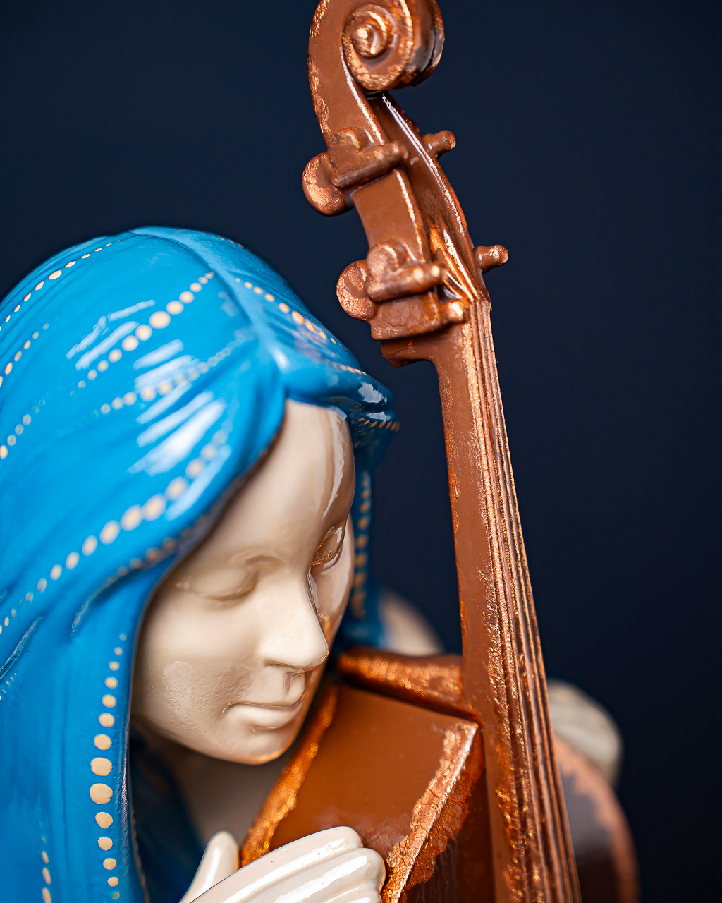 Statuette “Musical Virgo" Blue Masquerade