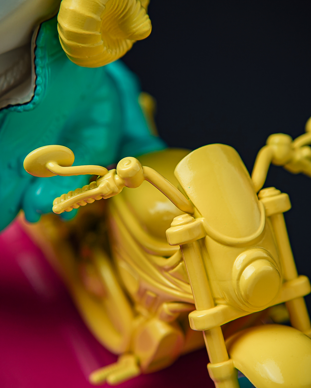 Statuette Aries – The Fool’s Theatre Zodiac